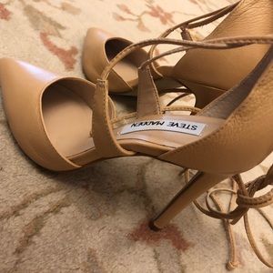 Steve Madden nude lace up stiletto